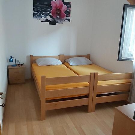 شقة Apartman Janja بول المظهر الخارجي الصورة